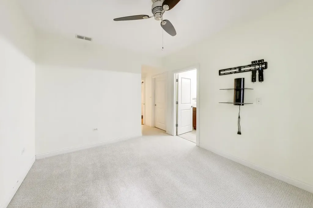 1624 West Grace Street Chicago IL 60613