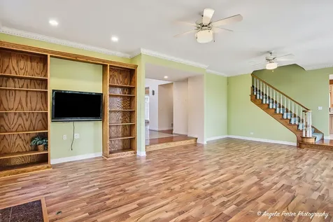 10711 Bull Valley Drive Woodstock IL 60098