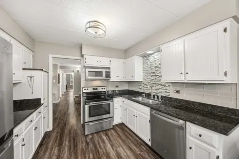 90 Golf View Lane Frankfort IL 60423