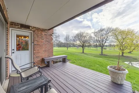 90 Golf View Lane Frankfort IL 60423