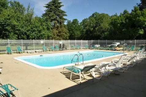 1450 Plymouth Lane Elgin IL 60123