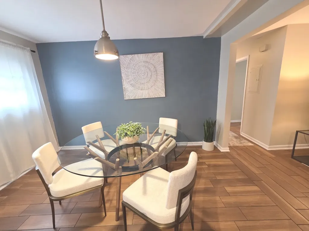 1236 West Farwell Avenue Chicago IL 60626