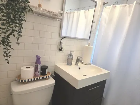1236 West Farwell Avenue Chicago IL 60626