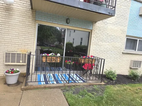 1236 West Farwell Avenue Chicago IL 60626