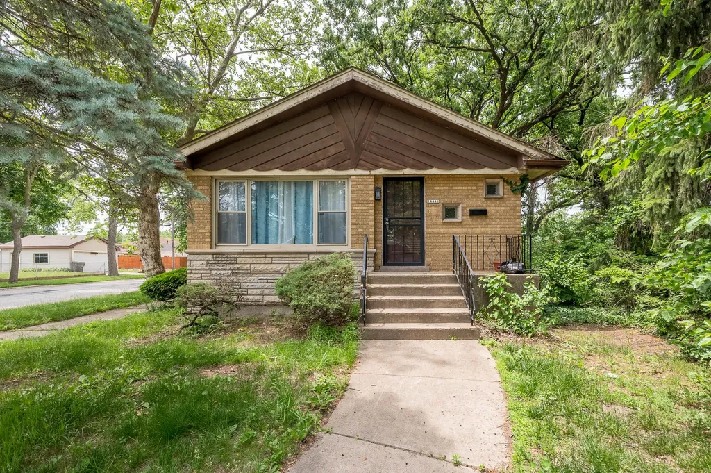 14446 Minerva Avenue Dolton IL 60419