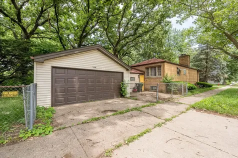 14446 Minerva Avenue Dolton IL 60419