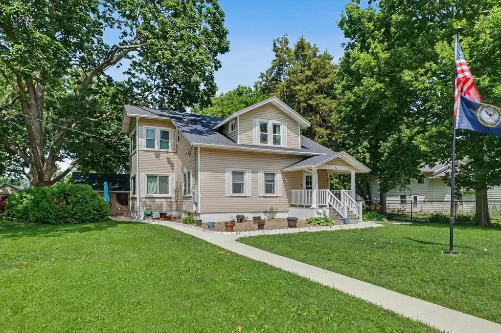 503 South Third Street Fisher IL 61843