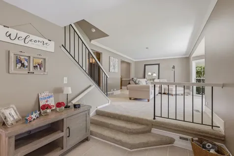 619 East Bauer Road Naperville IL 60563