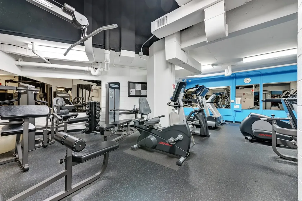 2626 North Lakeview Avenue Chicago IL 60614