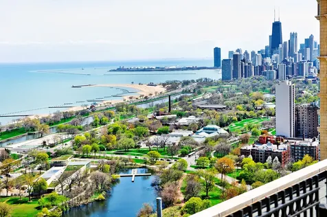 2626 North Lakeview Avenue Chicago IL 60614