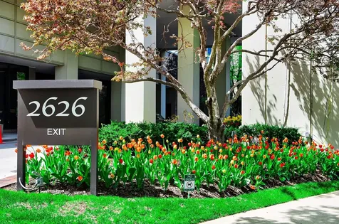 2626 North Lakeview Avenue Chicago IL 60614