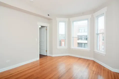2143 West Chicago Avenue Chicago IL 60622