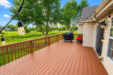 464 Gloria Lane Oswego IL 60543