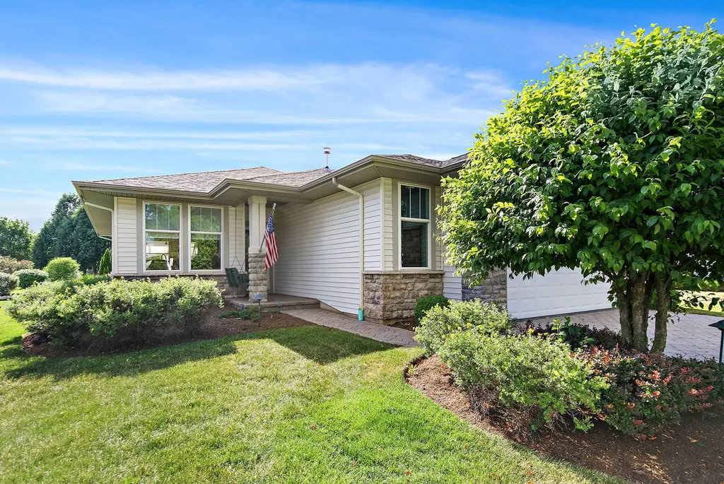 12251 Tuliptree Lane Huntley IL 60142