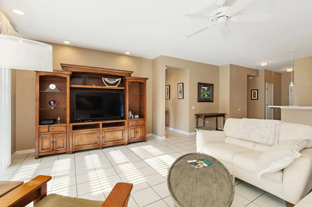 12251 Tuliptree Lane Huntley IL 60142