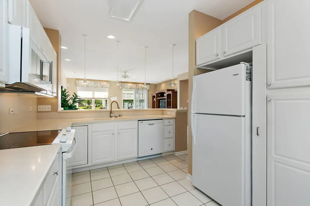 12251 Tuliptree Lane Huntley IL 60142
