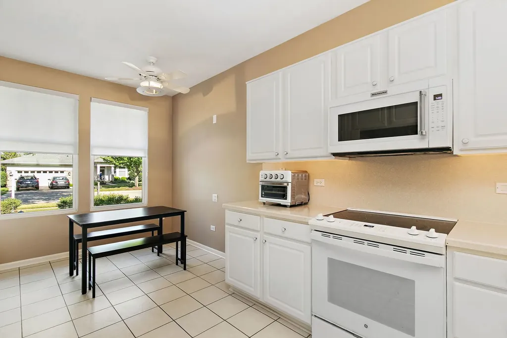 12251 Tuliptree Lane Huntley IL 60142