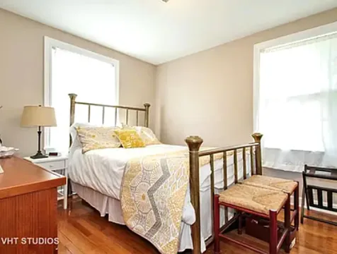 3207 Illinois Road Wilmette IL 60091