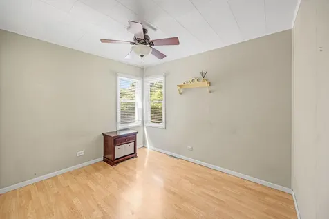 6314 Hillcrest Road Cary IL 60013