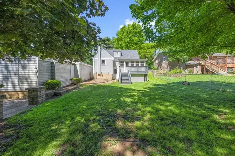 6314 Hillcrest Road Cary IL 60013
