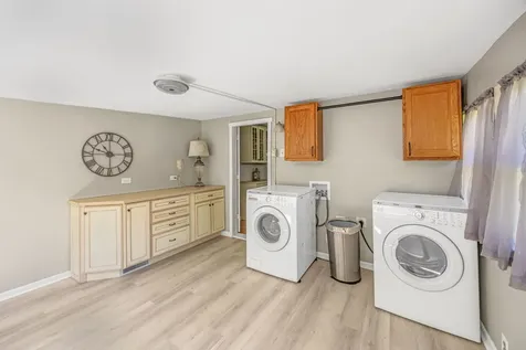 6314 Hillcrest Road Cary IL 60013