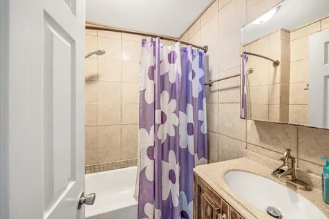 6314 Hillcrest Road Cary IL 60013