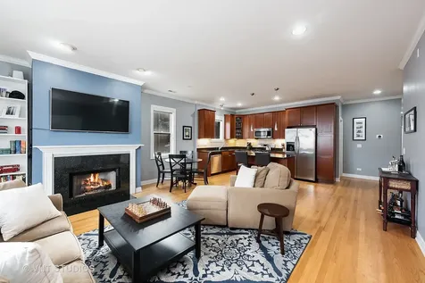 2816 North Rockwell Street Chicago IL 60618