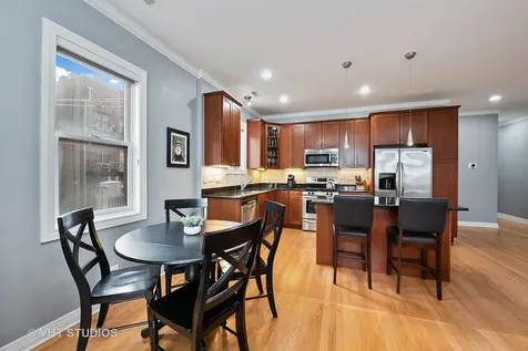 2816 North Rockwell Street Chicago IL 60618