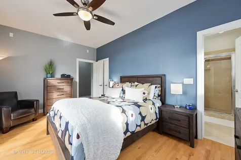 2816 North Rockwell Street Chicago IL 60618