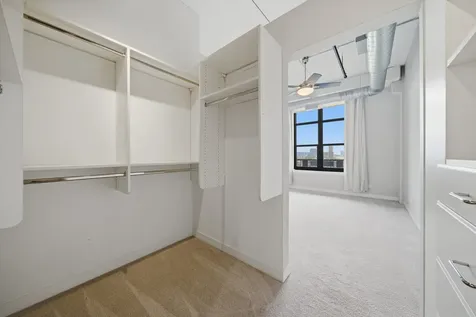 811 West 15th Place Chicago IL 60608
