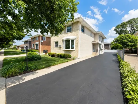 4425 Prairie Avenue Brookfield IL 60513