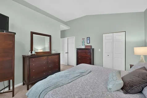 522 East Thornhill Lane Palatine IL 60074