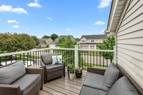 522 East Thornhill Lane Palatine IL 60074