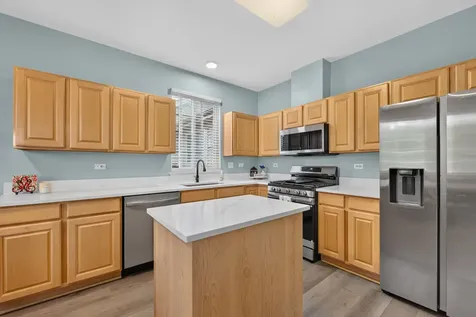 522 East Thornhill Lane Palatine IL 60074
