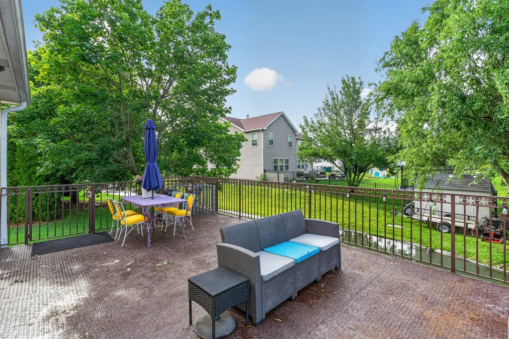 24218 Apple Creek Lane Plainfield IL 60586