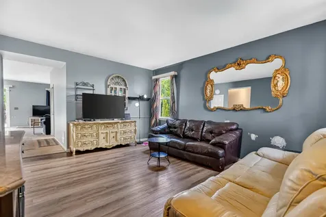 24218 Apple Creek Lane Plainfield IL 60586