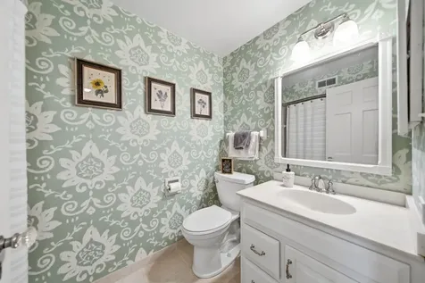 415 North Worth Avenue Elgin IL 60123
