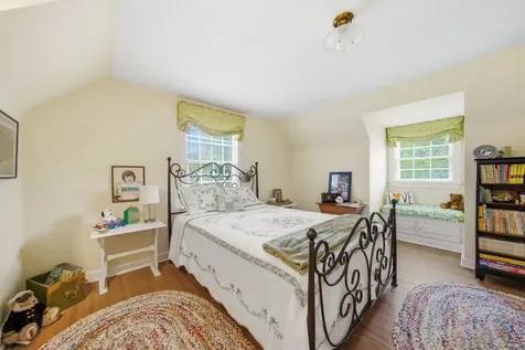 415 North Worth Avenue Elgin IL 60123