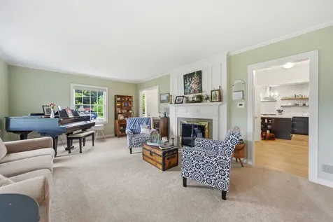 415 North Worth Avenue Elgin IL 60123