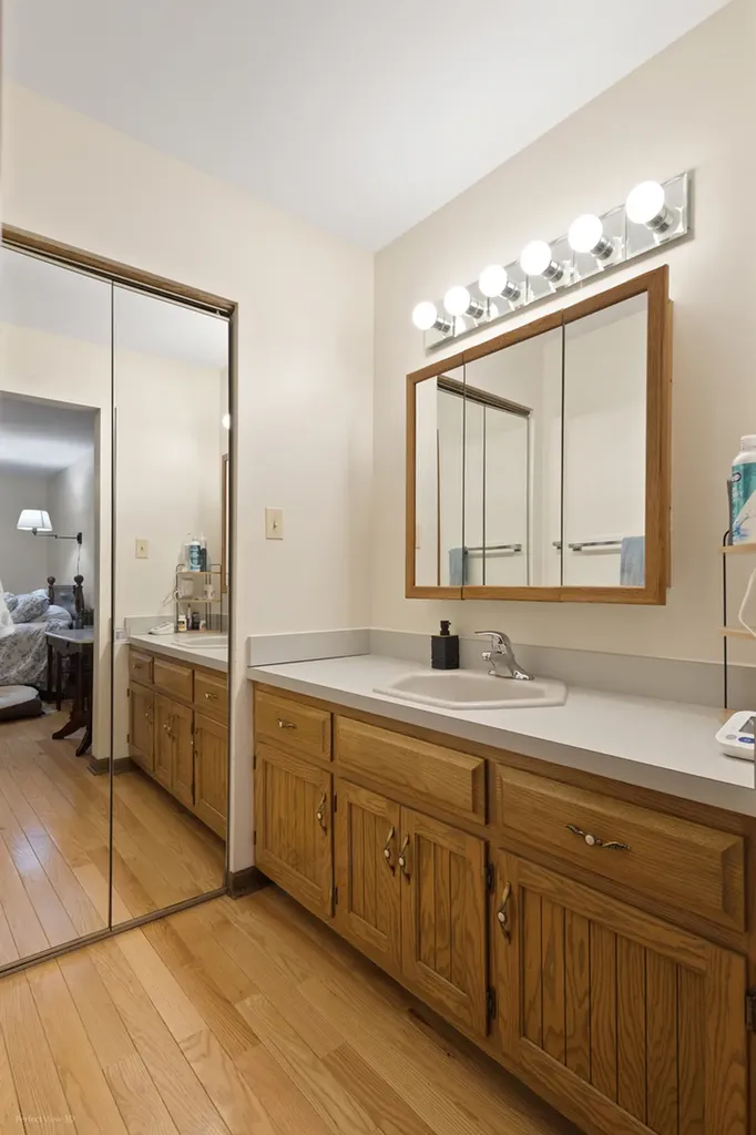 905 Shagbark Road New Lenox IL 60451