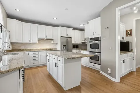 3763 Erin Court Prairie Grove IL 60012