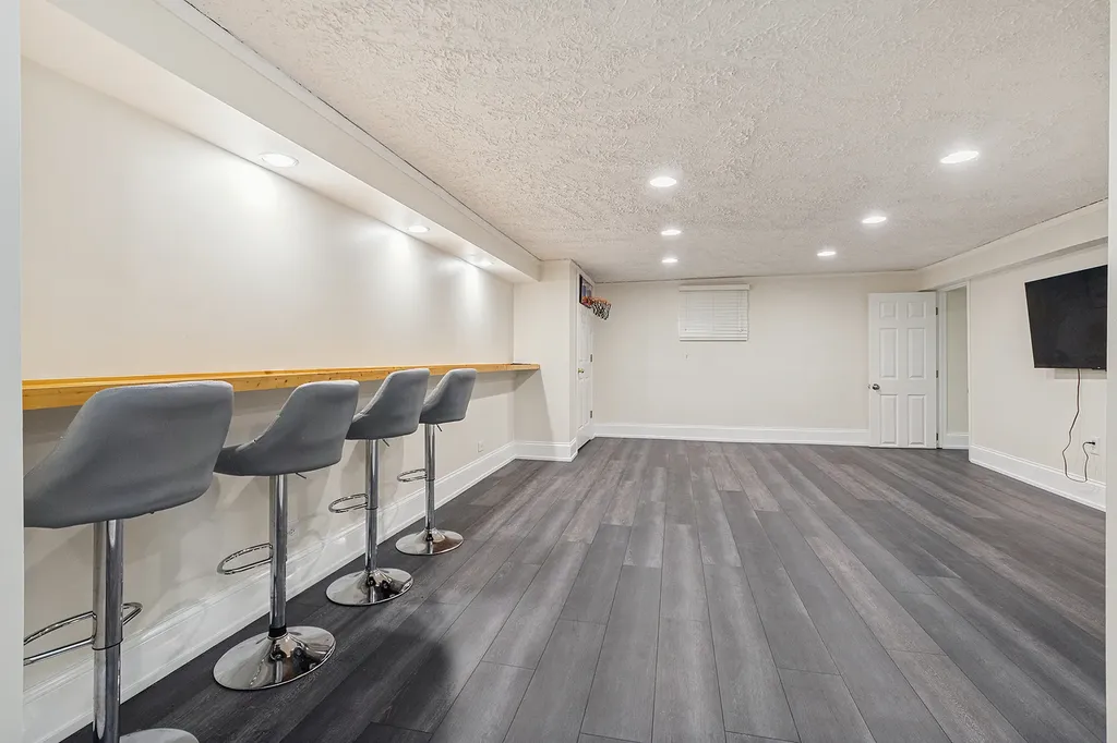 17252 Grange Drive Orland Park IL 60467