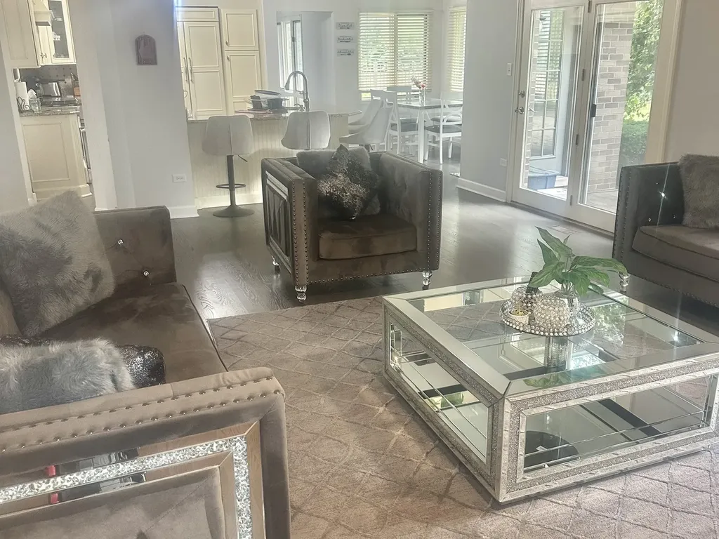 17252 Grange Drive Orland Park IL 60467