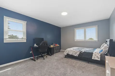 17252 Grange Drive Orland Park IL 60467