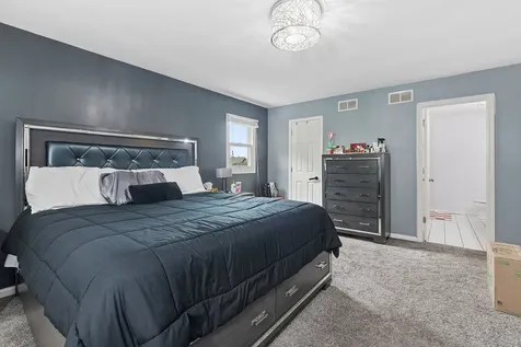 17252 Grange Drive Orland Park IL 60467