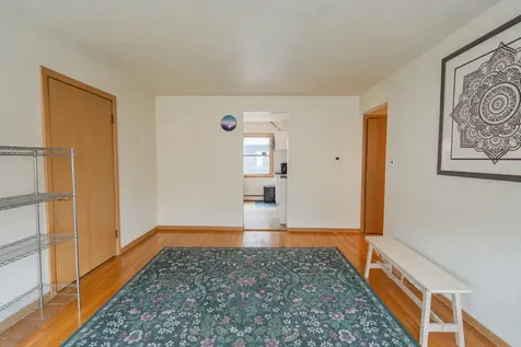 7330 39TH Street Lyons IL 60534