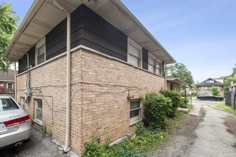 11600 South Hale Avenue Chicago IL 60643