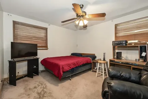 11600 South Hale Avenue Chicago IL 60643