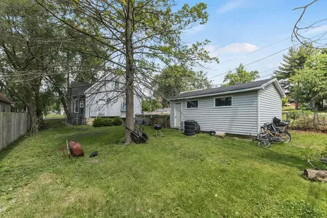 304 Harwood Street Joliet IL 60432