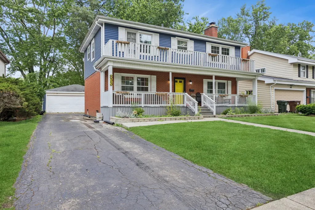 833 Elm Street Flossmoor IL 60422